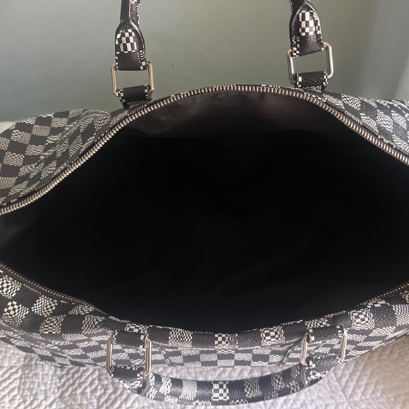 Louis Vuitton Limited Edition x Virgil Abloh Calfskin Distorted Damier keepall - Picture 12 of 12